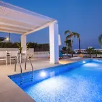 Mytikas Vila